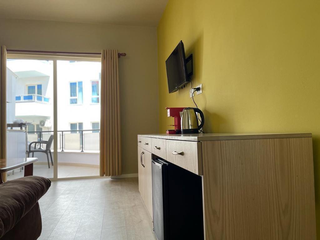 Mikpritja Pogradec, 2 *